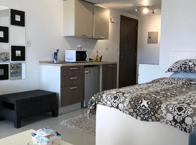 G Cribs B1f2